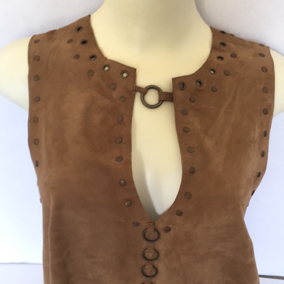 Free People Brown Sleeveless Suede Grommet Accents Top Size Small - Picture 2 of 5